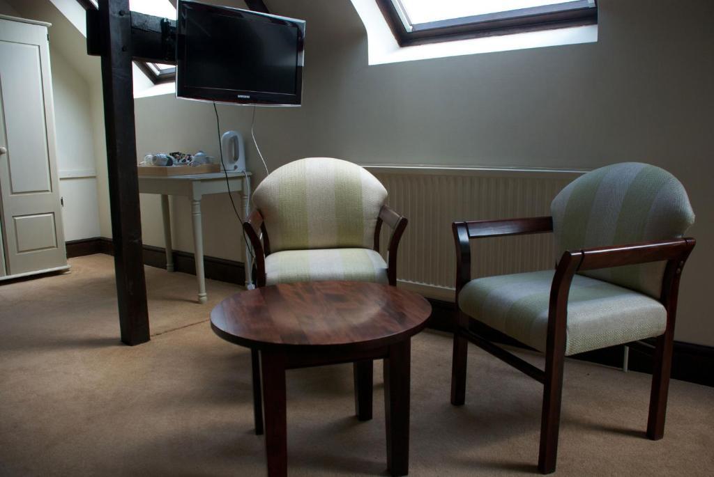 The White Hart Inn Newbury  Rom bilde